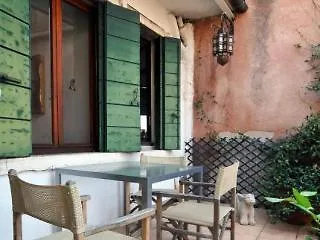 Appartamento Garden Ca' Rezzonico Venice
